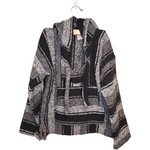 ARTESANIAS CUAMATZI Vintage 90s Mexican Poncho Baja Hippie
Pullover
